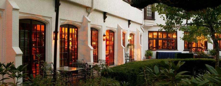 Benbow Historic Inn Гарбервил Екстериор снимка